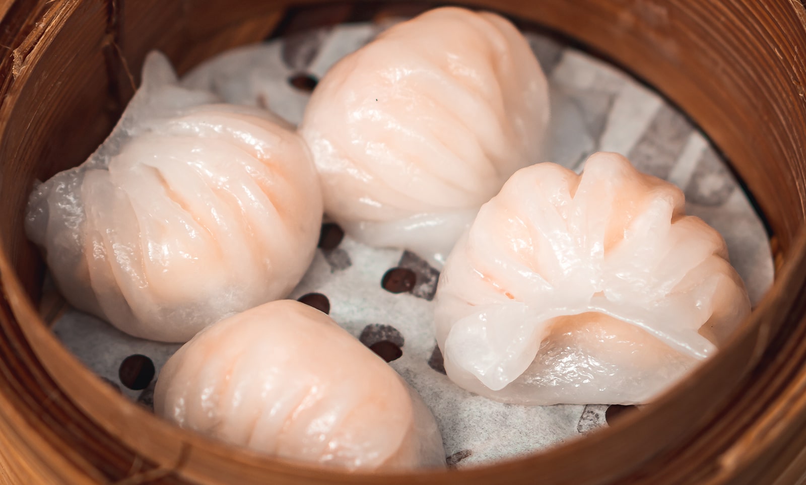 Steamed King Prawn Dumplings (Har Gow)  筍尖蝦餃皇